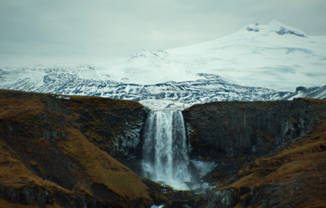 The Living Archive: 'Time and Water' and the Disappearing Glaciers of Iceland 2 The Living Archive: 'Time and Water' and the Disappearing Glaciers of Iceland