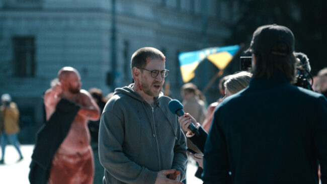 HowtoDivorce_still_04