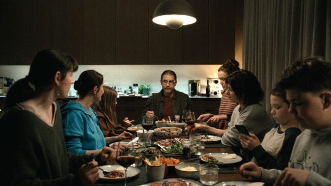 HowtoDivorce_still_05
